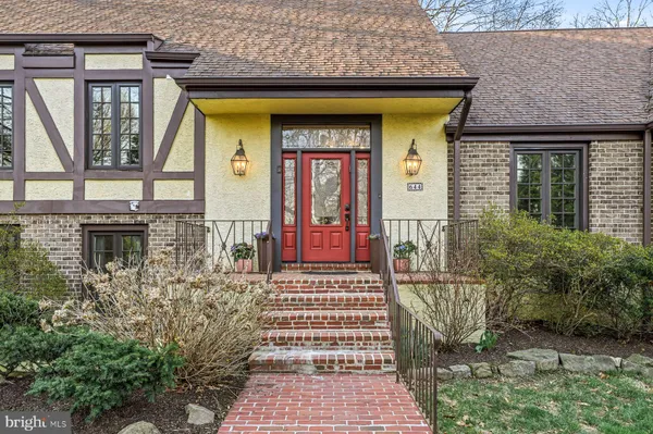 $1,695,000 | 644 Robinson Lane, Haverford, PA 19041
