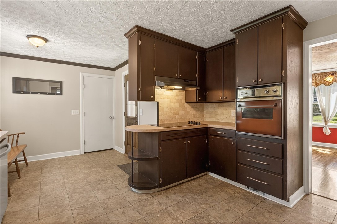 1792 Winton Road North Irondequoit, NY 14609 - Photo 29 of 48