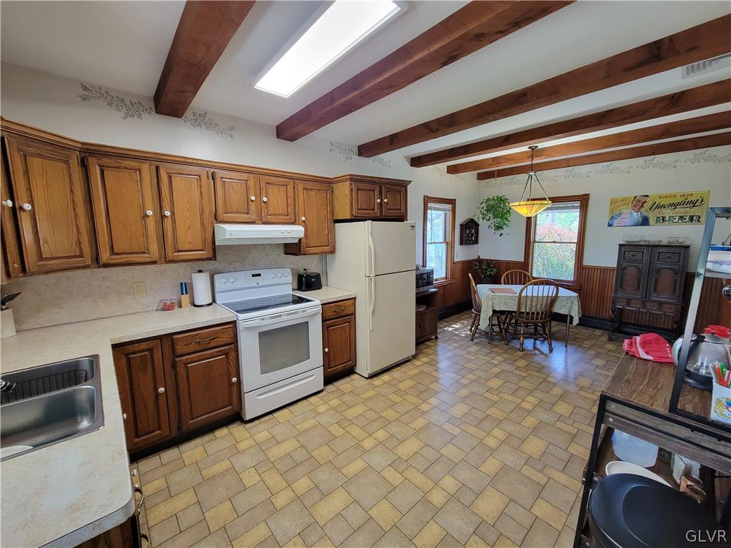 5167 Springmill Road Whitehall, PA 18052 - Photo 14 of 42 Gallery Image 14
