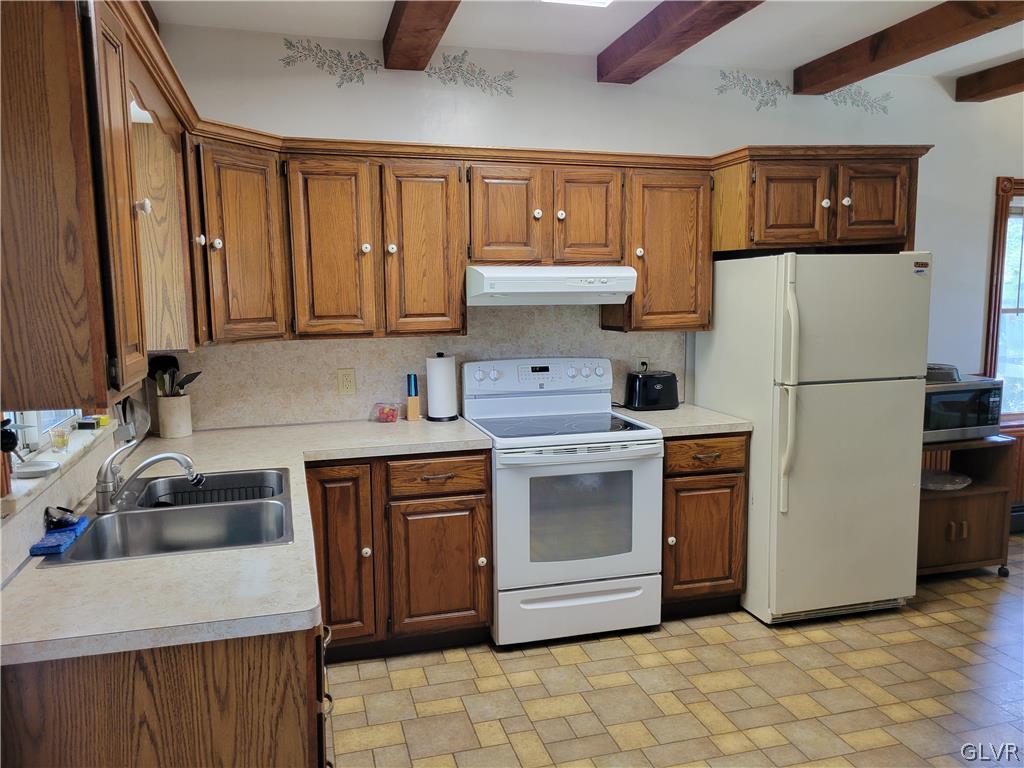 5167 Springmill Road Whitehall, PA 18052 - Photo 15 of 42 Gallery Image 15