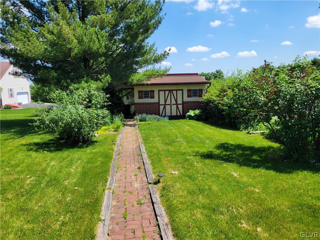 5167 Springmill Road Whitehall, PA 18052 - Photo 31 of 42 Gallery Image 31