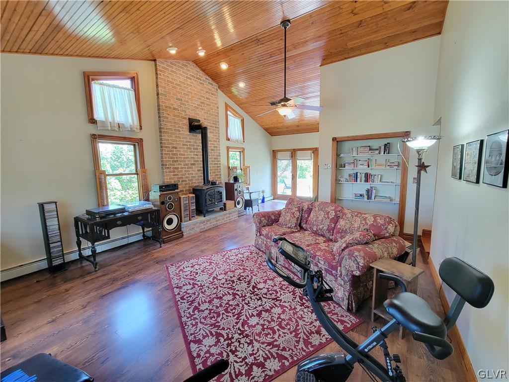 5167 Springmill Road Whitehall, PA 18052 - Photo 10 of 42 Gallery Image 10