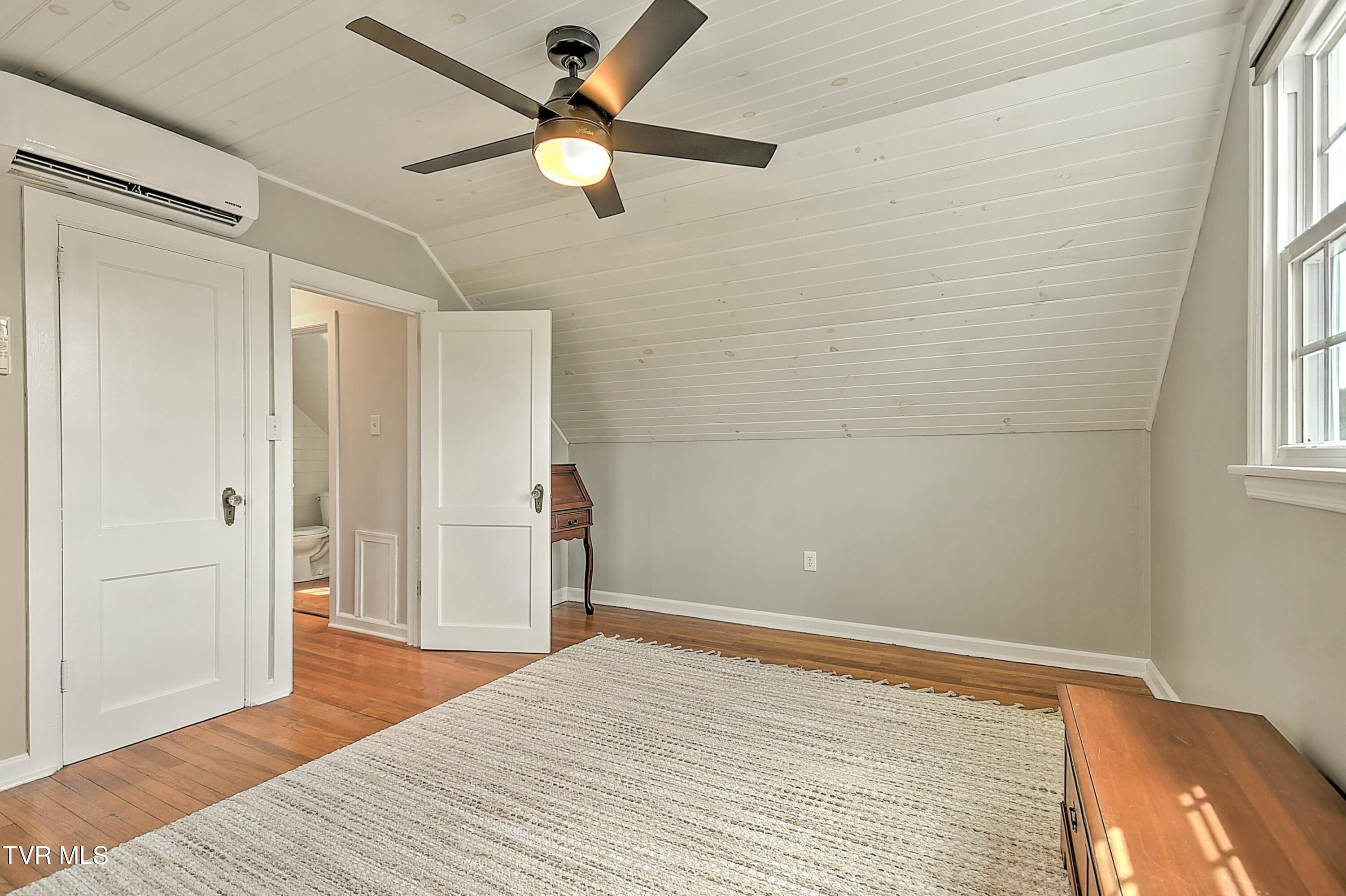 277 Sherwood Road Bristol, VA 24201 - Photo 35 of 70 tempImageAJbGm3