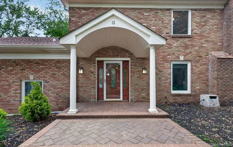 $1,399,999 | 12 Wildwood Drive, Dix Hills, NY 11746