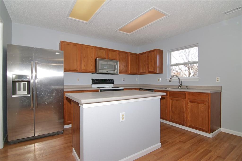 6228 Abaca Way Indianapolis, IN 46203 - Photo 9 of 29