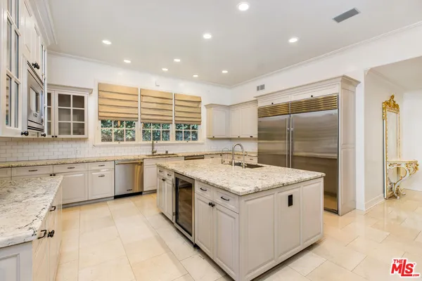 $68,000 | 709 North Maple Drive, Beverly Hills, CA 90210