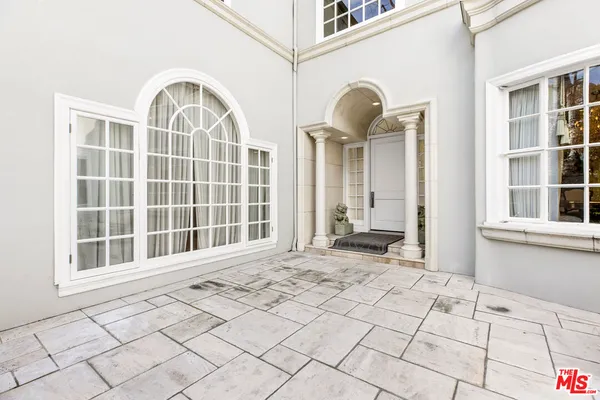 $68,000 | 709 North Maple Drive, Beverly Hills, CA 90210