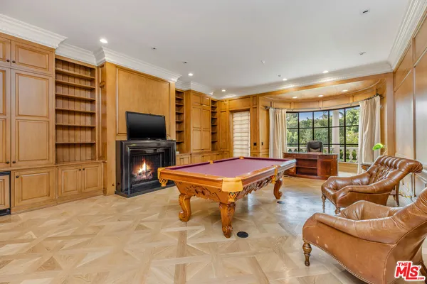 $68,000 | 709 North Maple Drive, Beverly Hills, CA 90210