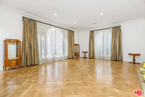 $68,000 | 709 North Maple Drive, Beverly Hills, CA 90210