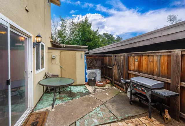 $294,999 | 8845 La Riviera Drive, Unit C, Sacramento, CA 95826