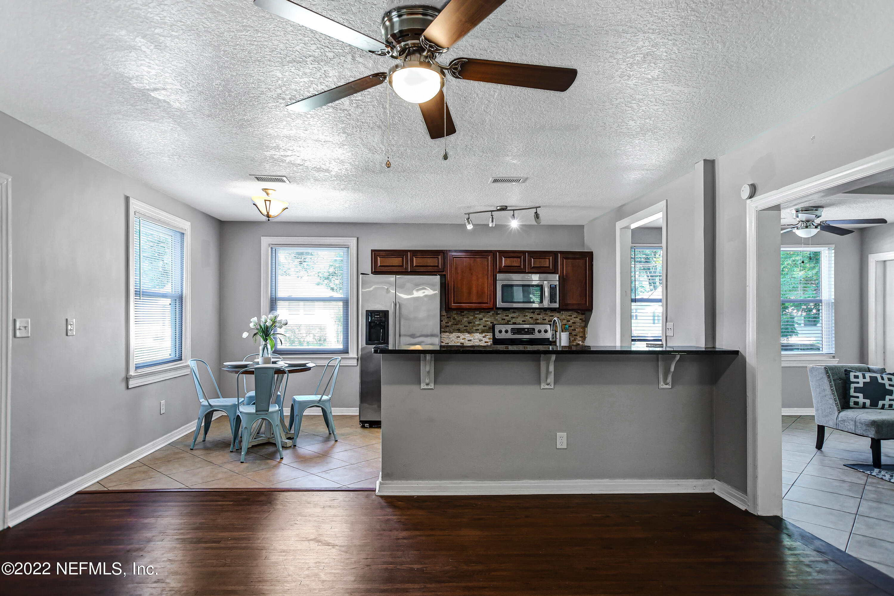 2707 Ripley Avenue Jacksonville, FL 32207 - Photo 5 of 25 5J4A5026_7_8