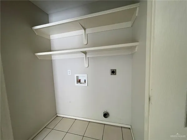 $950 | 2311 Dora Jeanne, Unit A, Mission, TX 78574
