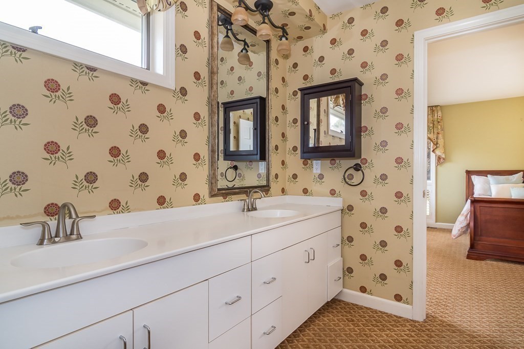 37 Hopewell Farm Road Natick, MA 01760 - Photo 11 of 20 Gallery Image 11