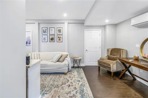 $675,000 | 861 28th Avenue North, St. Petersburg, FL 33704