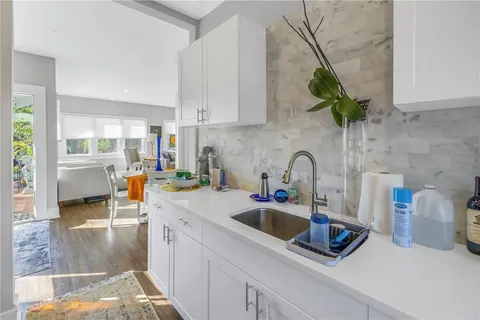 $675,000 | 861 28th Avenue North, St. Petersburg, FL 33704