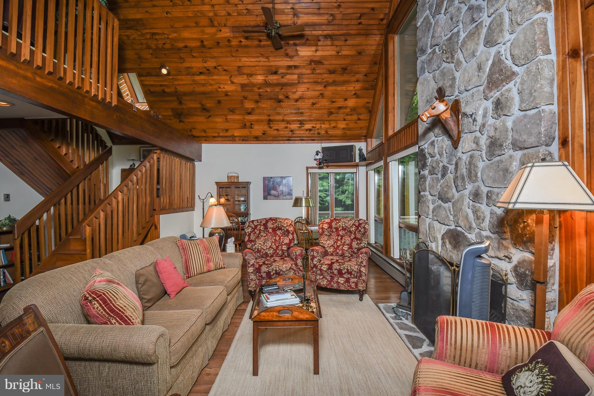 277 Tooth Pick Road Swanton, MD 21561 - Photo 8 of 22 Living Room