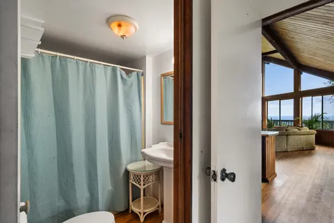 $1,495,000 | 17 Door Of Faith Road, Haiku, HI 96708