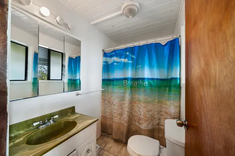 $1,495,000 | 17 Door Of Faith Road, Haiku, HI 96708