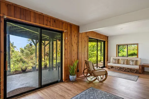 $1,495,000 | 17 Door Of Faith Road, Haiku, HI 96708