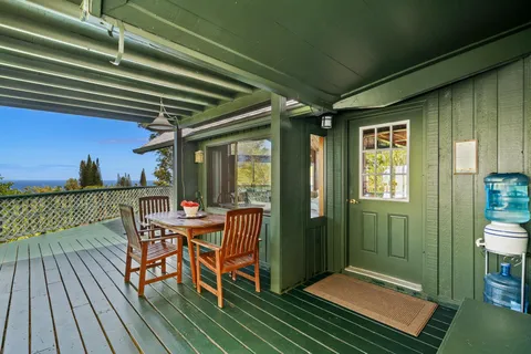 $1,495,000 | 17 Door Of Faith Road, Haiku, HI 96708