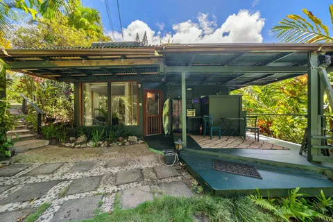 $1,495,000 | 17 Door Of Faith Road, Haiku, HI 96708