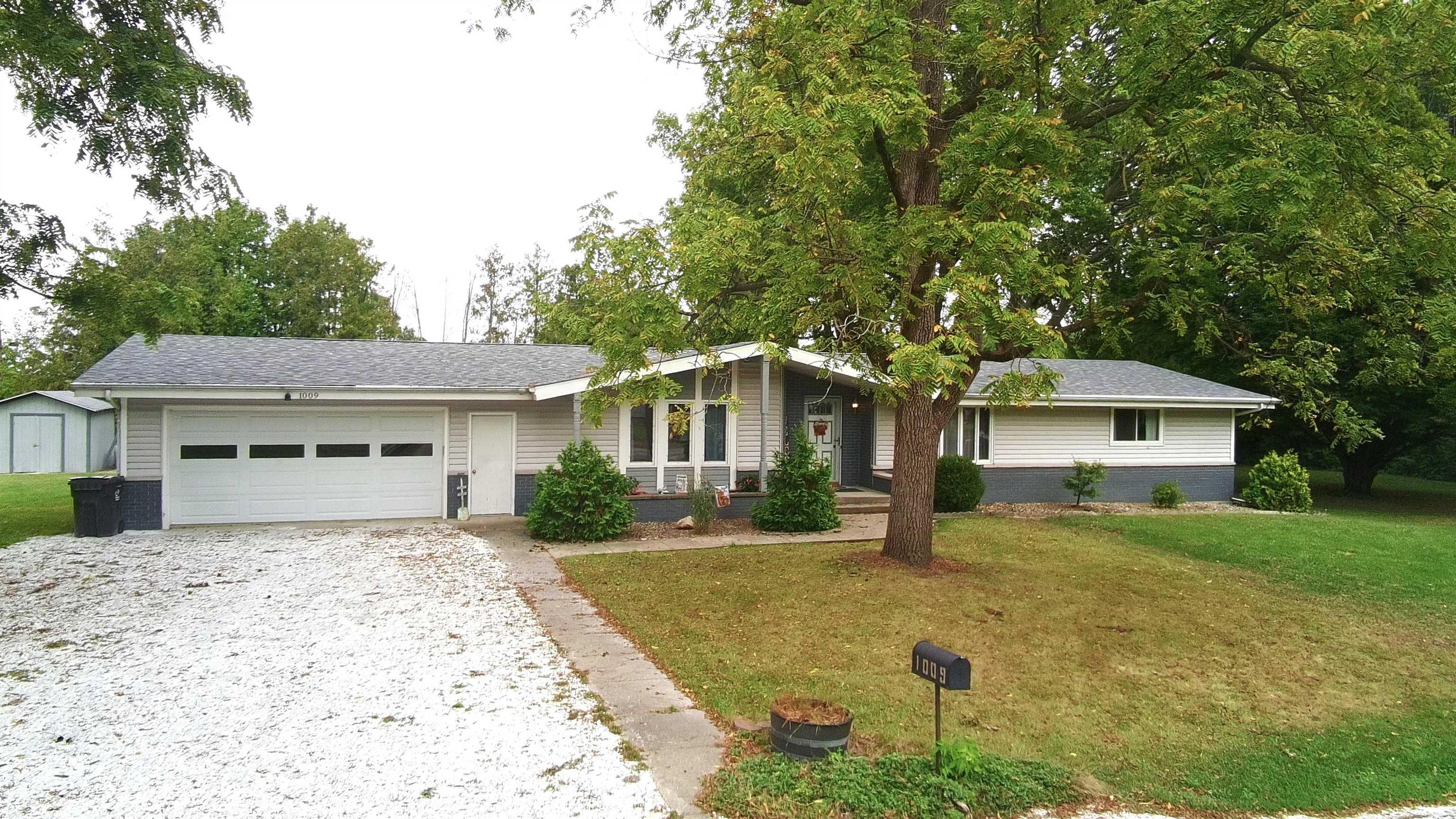 1009 East 4th Street Fowler, IN 47944 - Photo 9 of 35