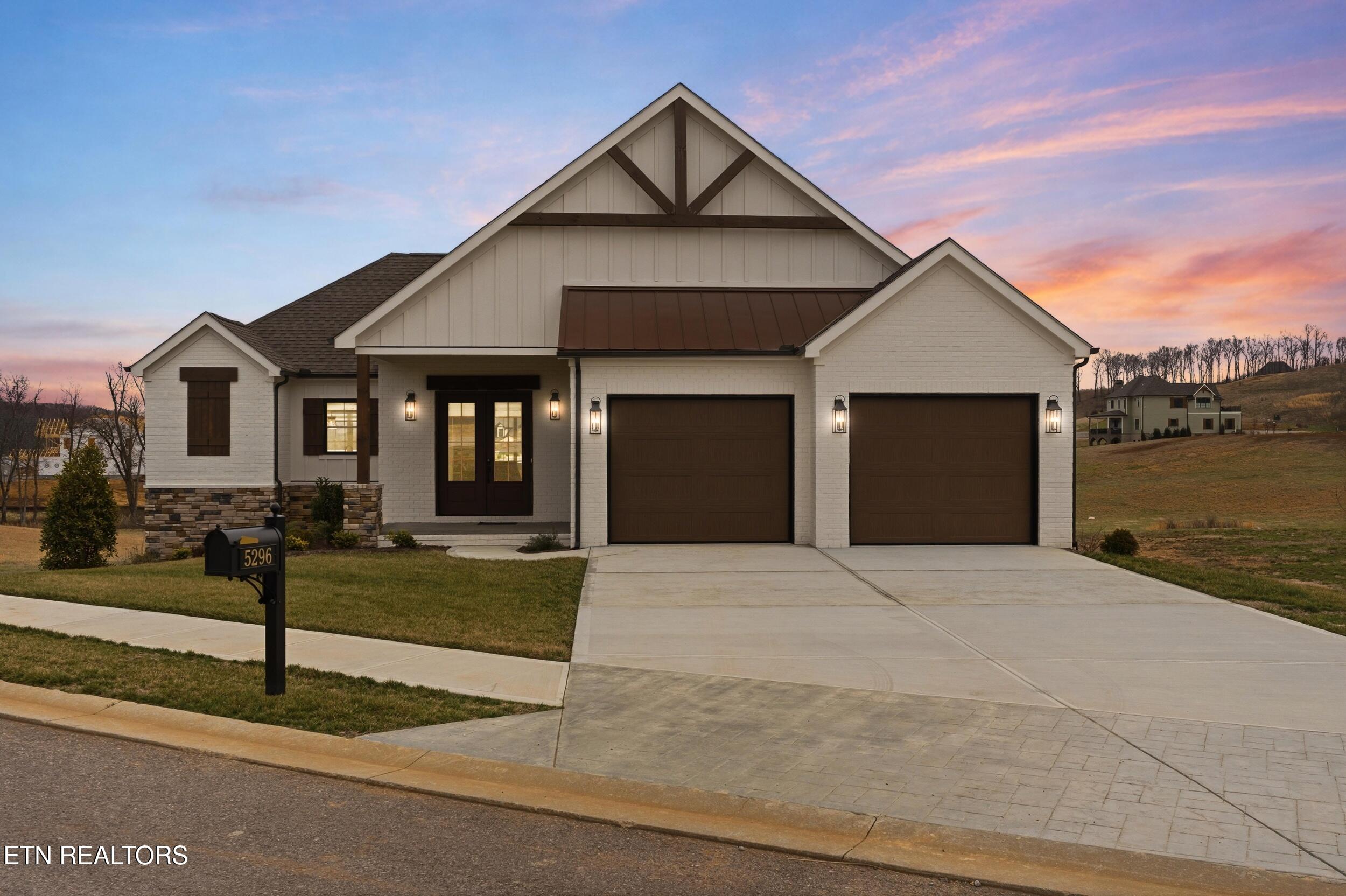 5296 Old Clb Road Loudon, TN 37774 - Photo 1 of 60 001-5296 old club rd-twilight