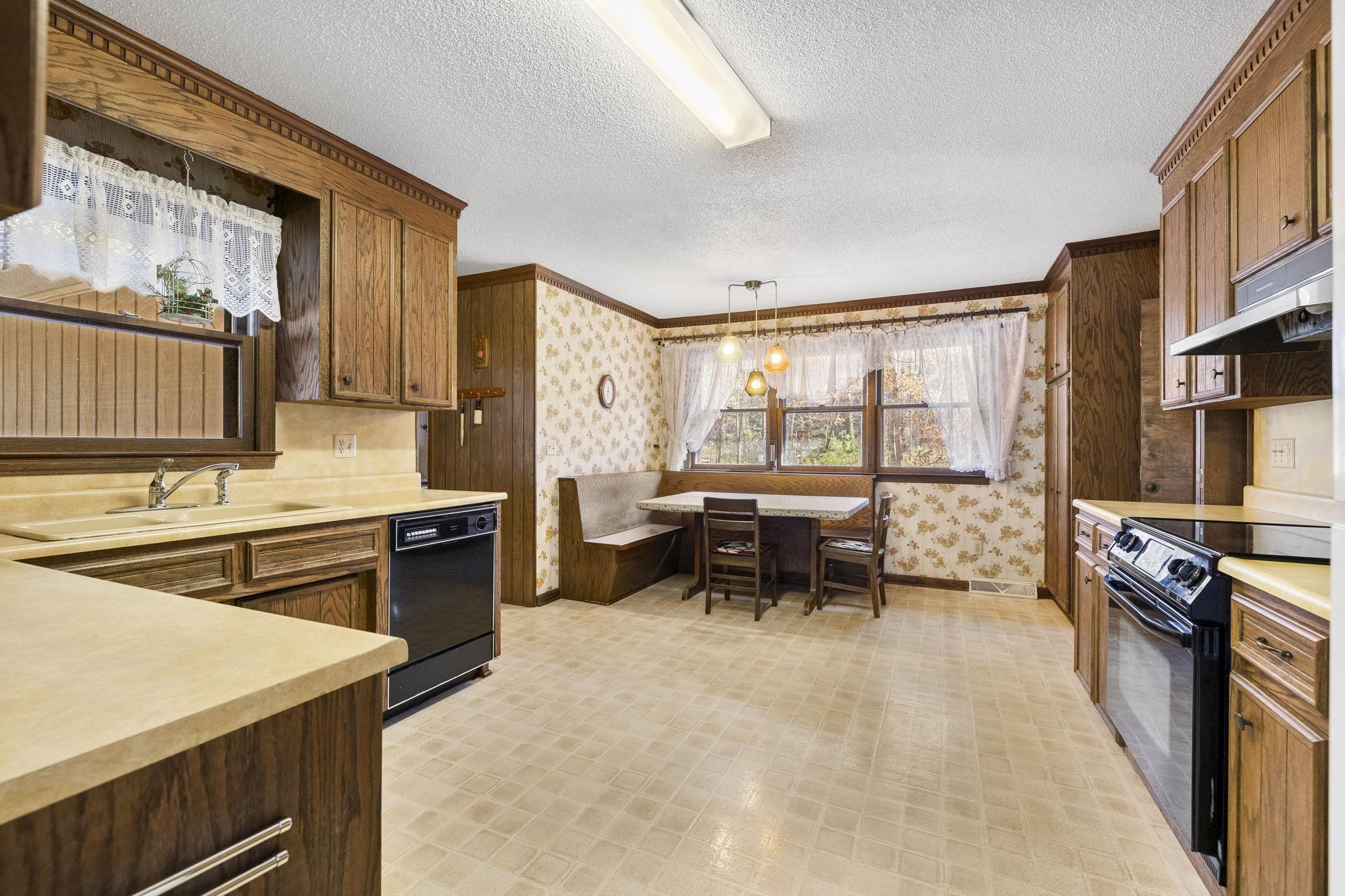 132 State Rd S-42-8449 Spartanburg, SC 29303 - Photo 9 of 50