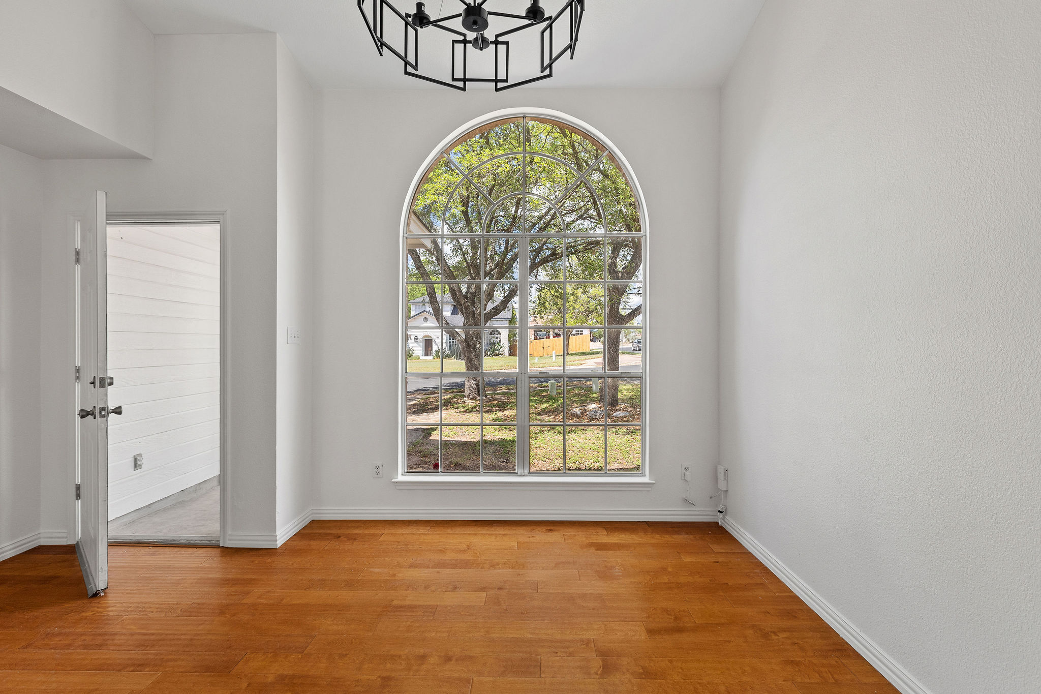 501 Shep Street Austin, TX 78748 - Photo 6 of 40