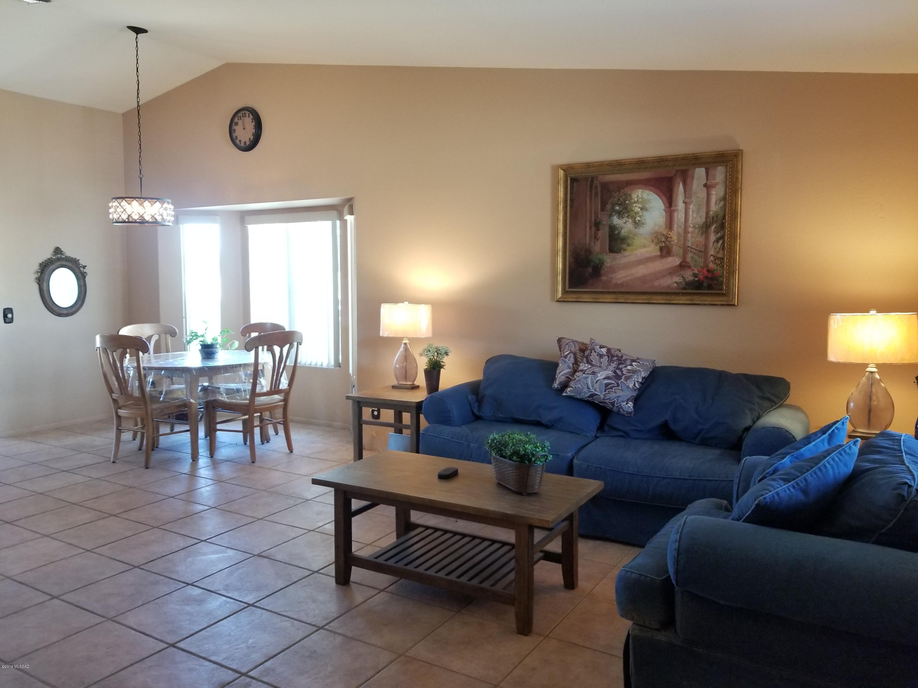 2733 West Sunset Road Tucson, AZ 85741 - Photo 2 of 21