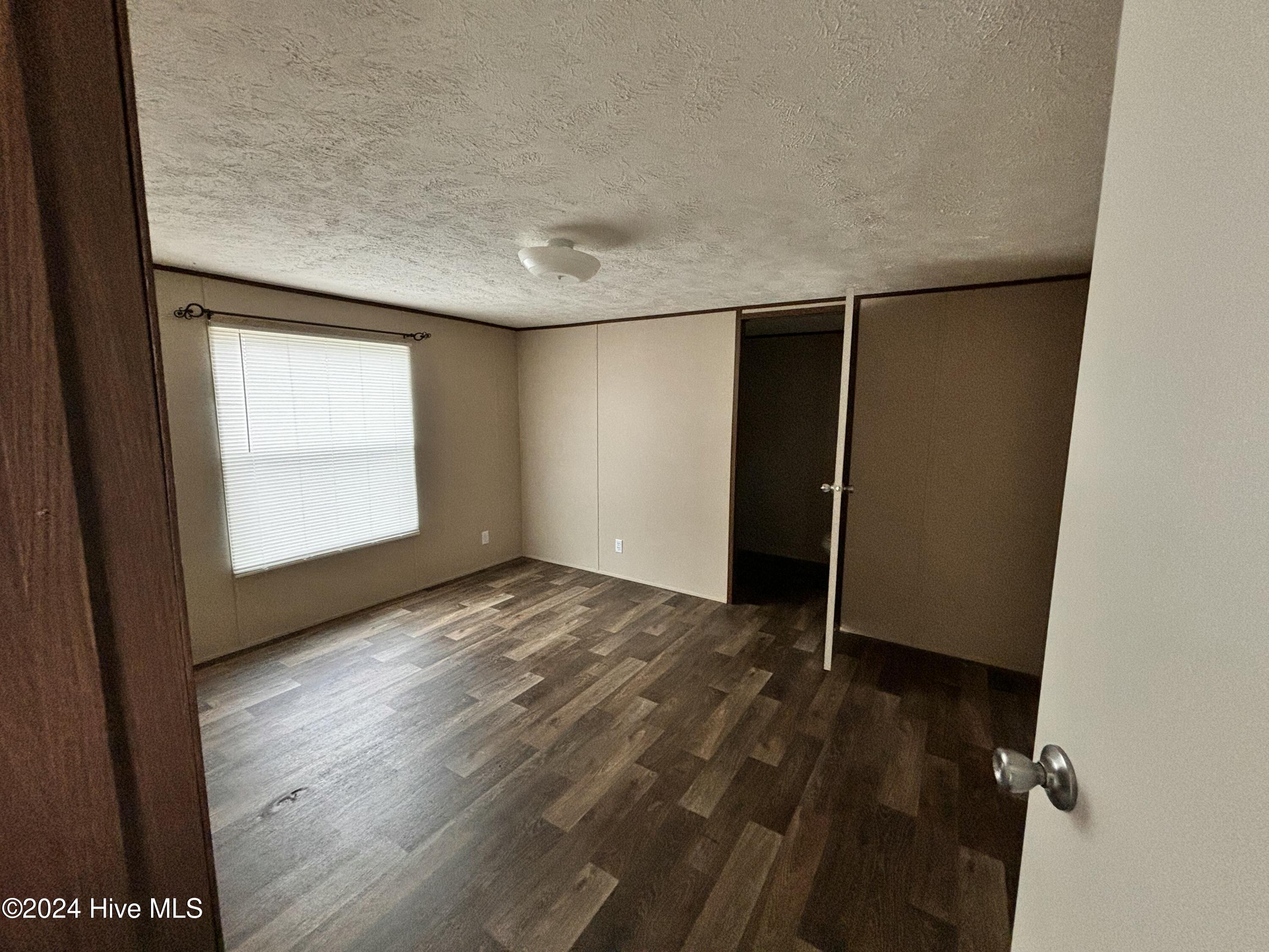 342 Lorraine Road Clinton, NC 28328 - Photo 4 of 9