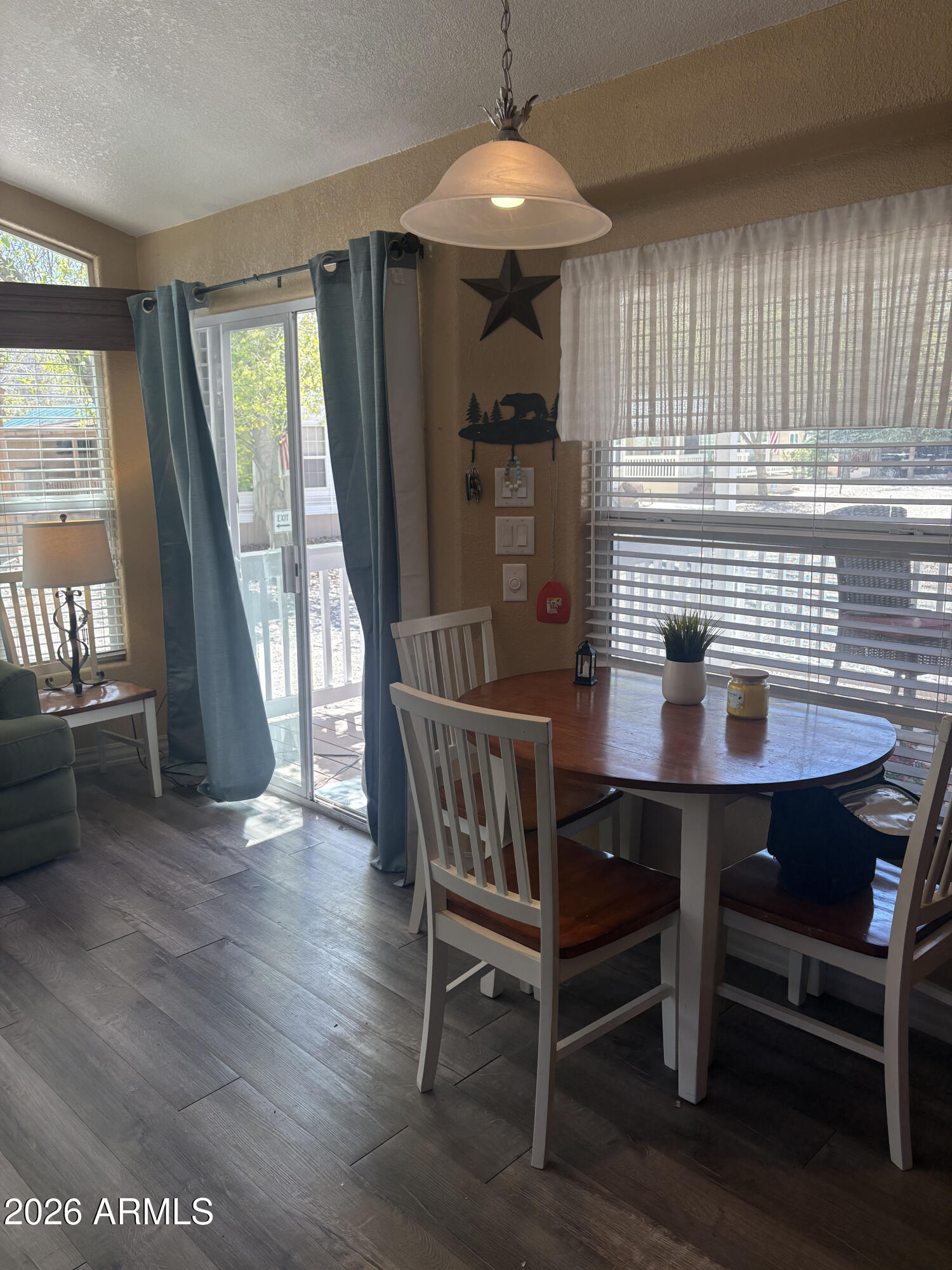 17550 South Munds Ranch Road, Unit 165 Munds Park, AZ 86017 - Photo 11 of 13 Munds dining