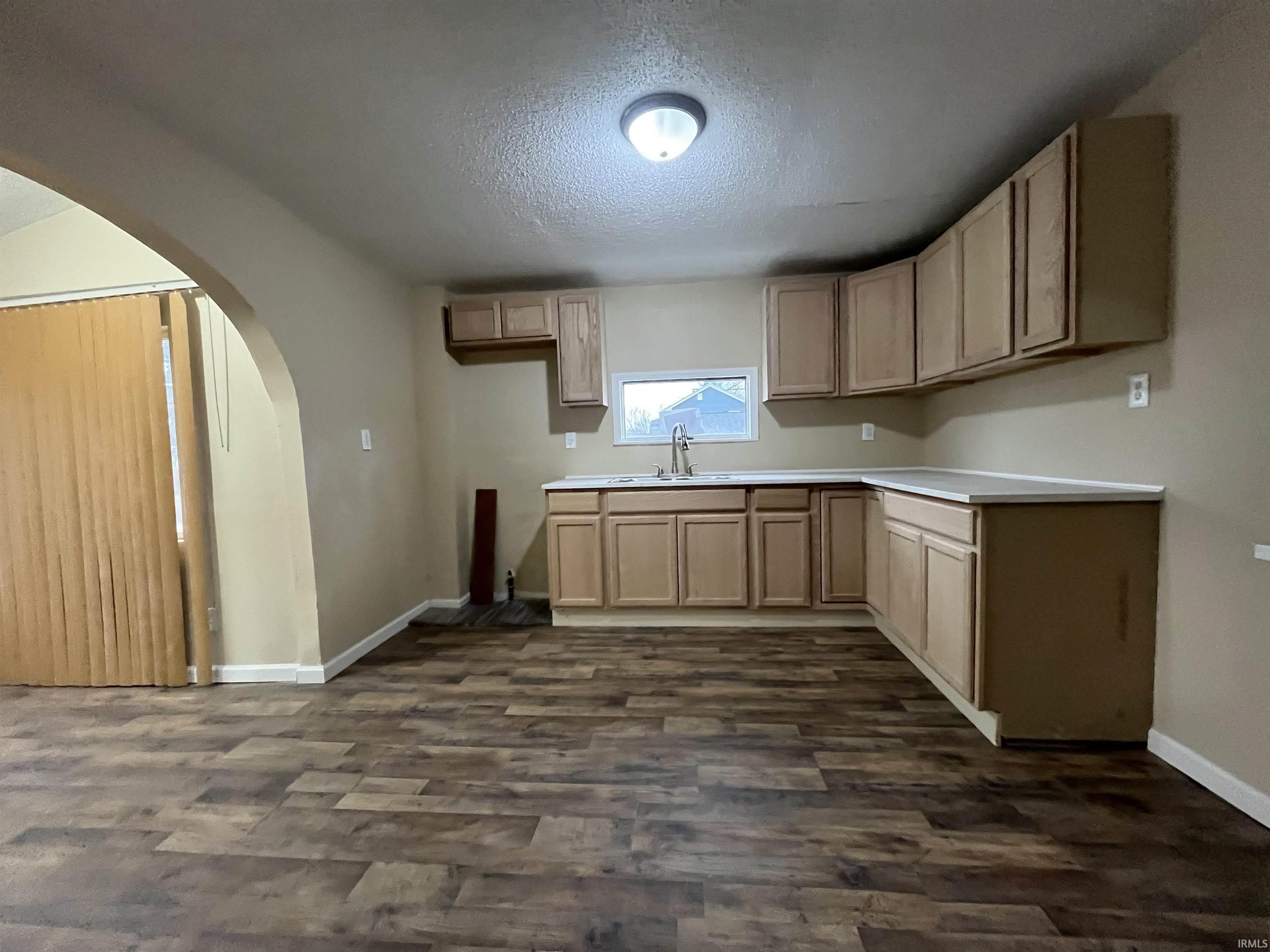 726 West Calvert Street South Bend, IN 46613 - Photo 6 of 13