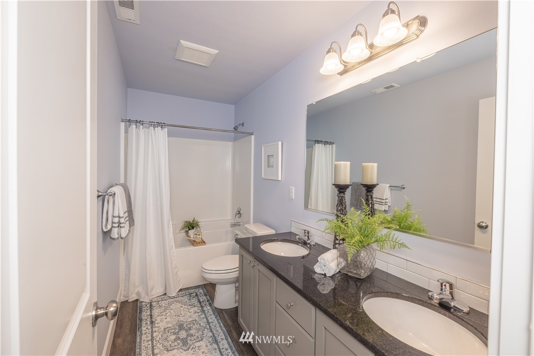 615 Index Avenue Northeast Renton, WA 98056 - Photo 12 of 18