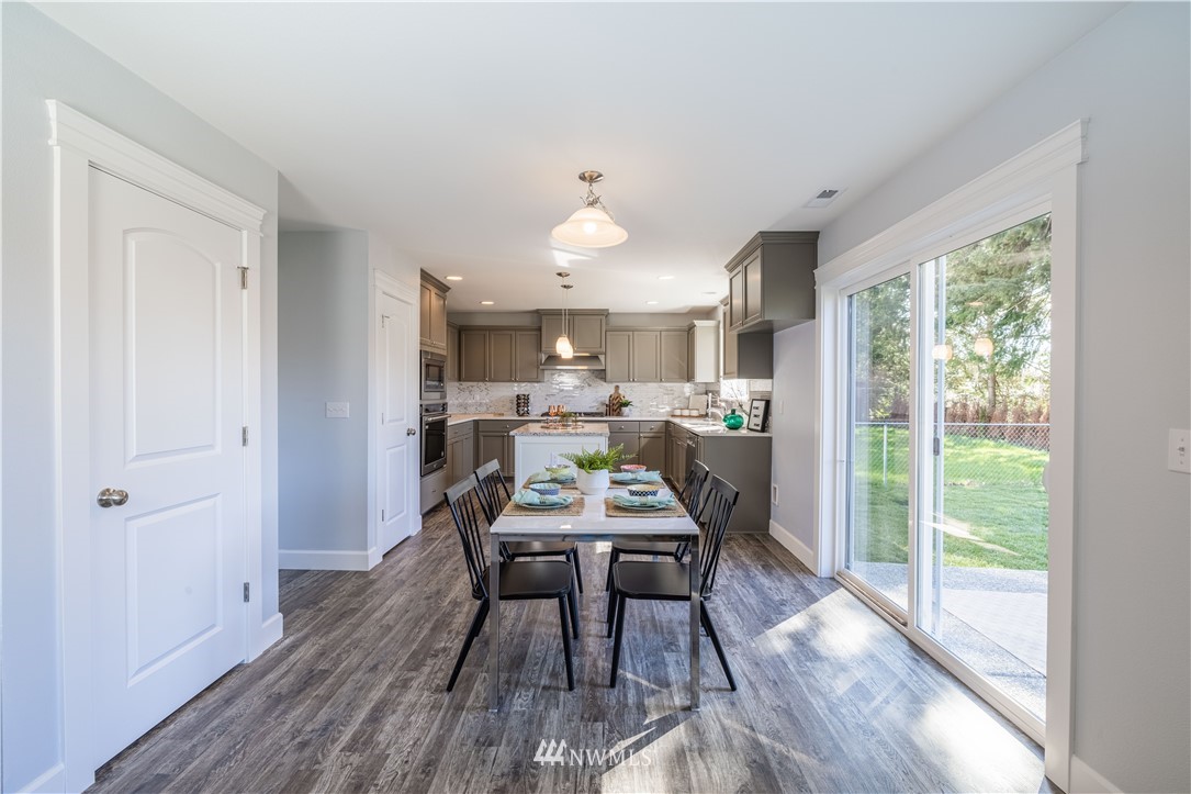 615 Index Avenue Northeast Renton, WA 98056 - Photo 6 of 18