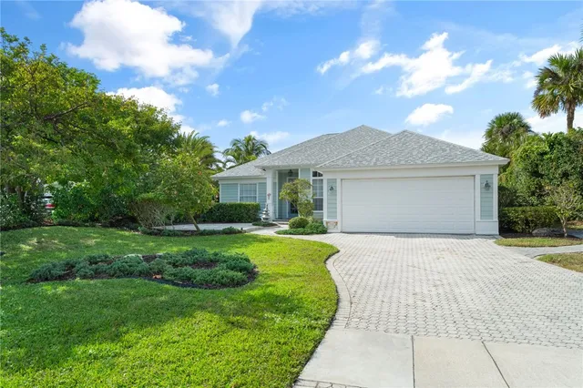 $1,995,000 | 3645 Ocean Drive, Vero Beach, FL 32963