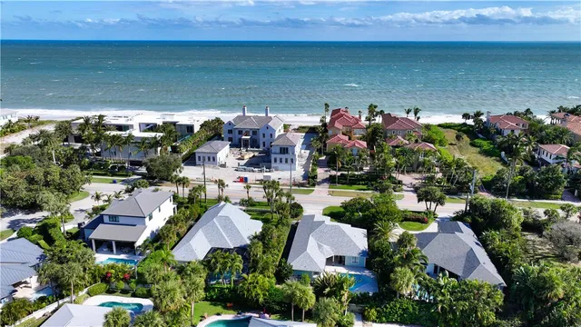 $1,995,000 | 3645 Ocean Drive, Vero Beach, FL 32963