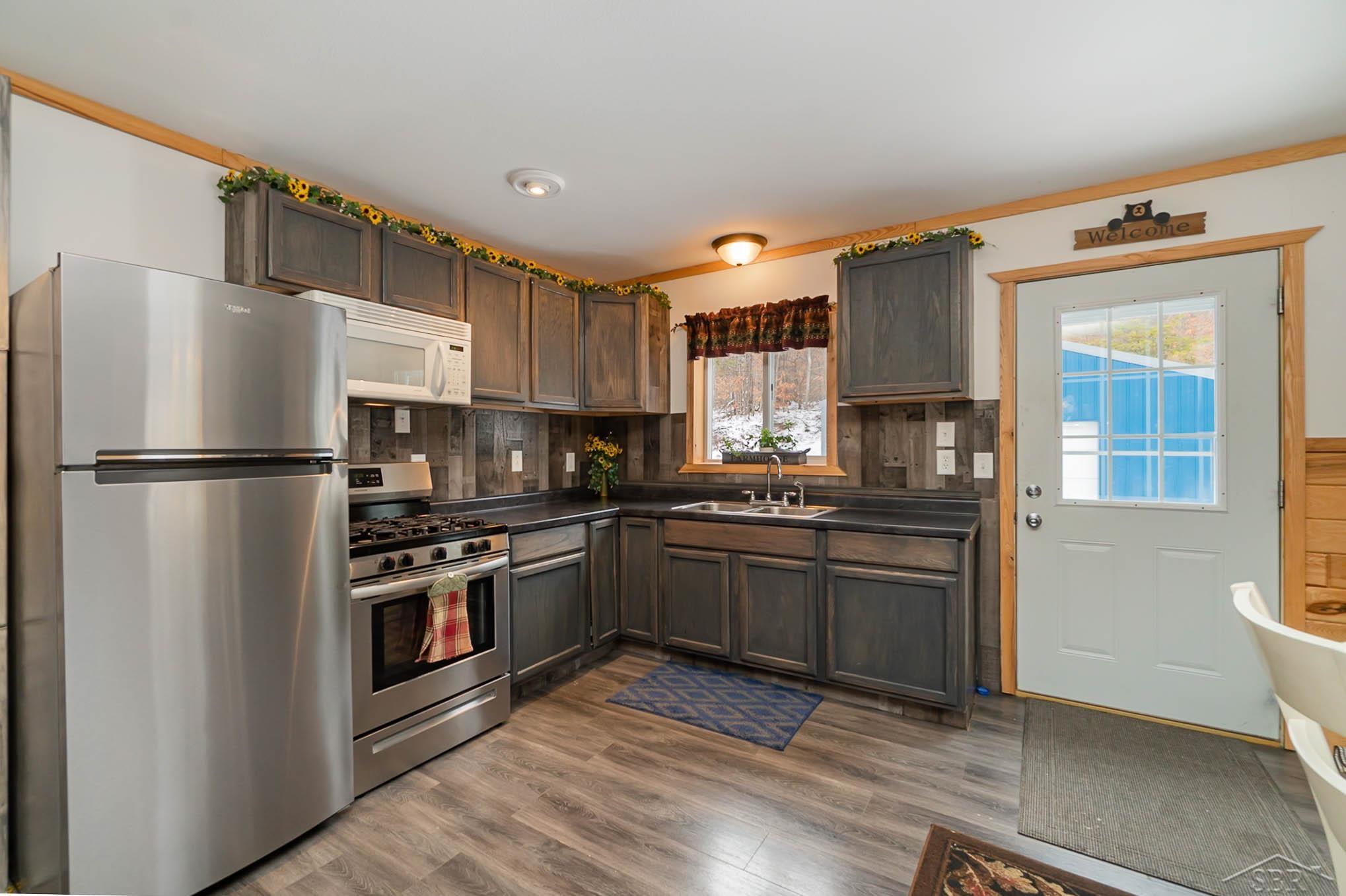 11564 Jewell Road Vanderbilt, MI 49795 - Photo 12 of 29