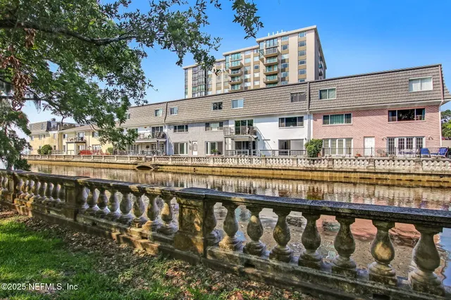 $300,000 | 2950 St Johns Avenue, Unit 10, Jacksonville, FL 32205