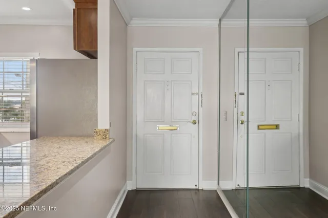 $300,000 | 2950 St Johns Avenue, Unit 10, Jacksonville, FL 32205