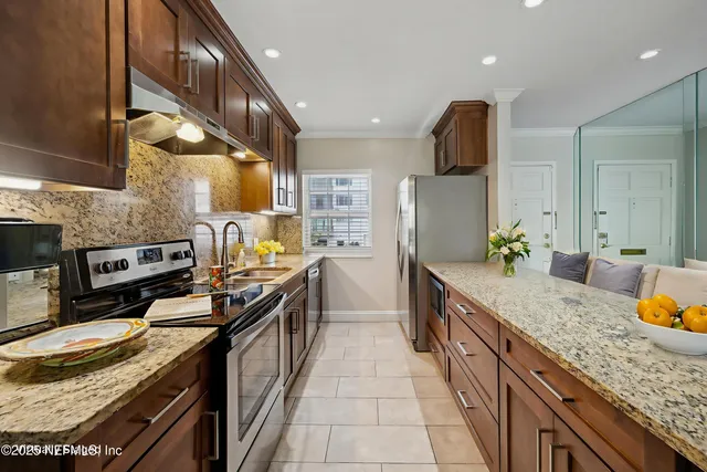 $300,000 | 2950 St Johns Avenue, Unit 10, Jacksonville, FL 32205