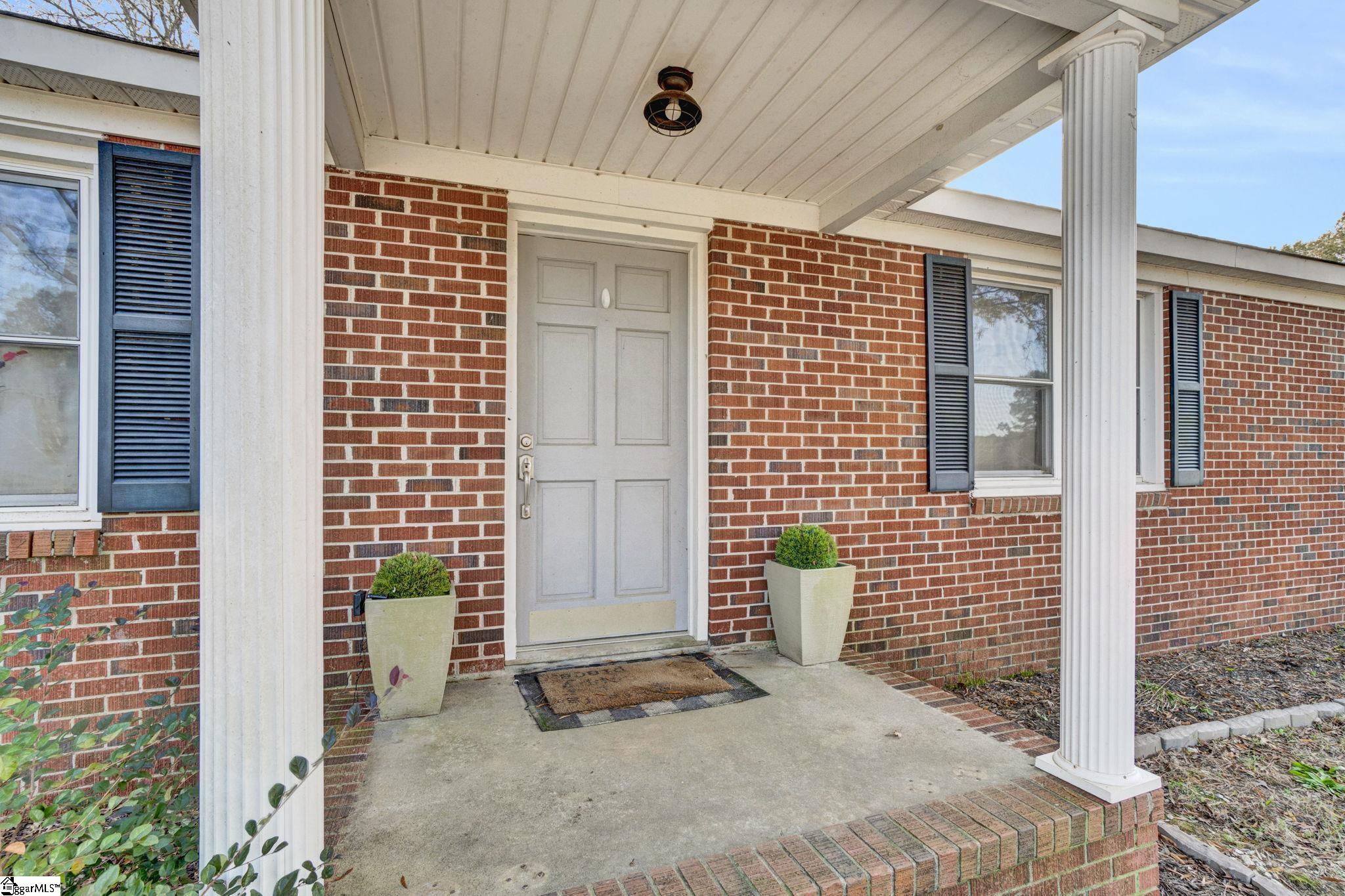 5568 Mountville Road Mountville, SC 29370 - Photo 3 of 46 Gallery Image 3