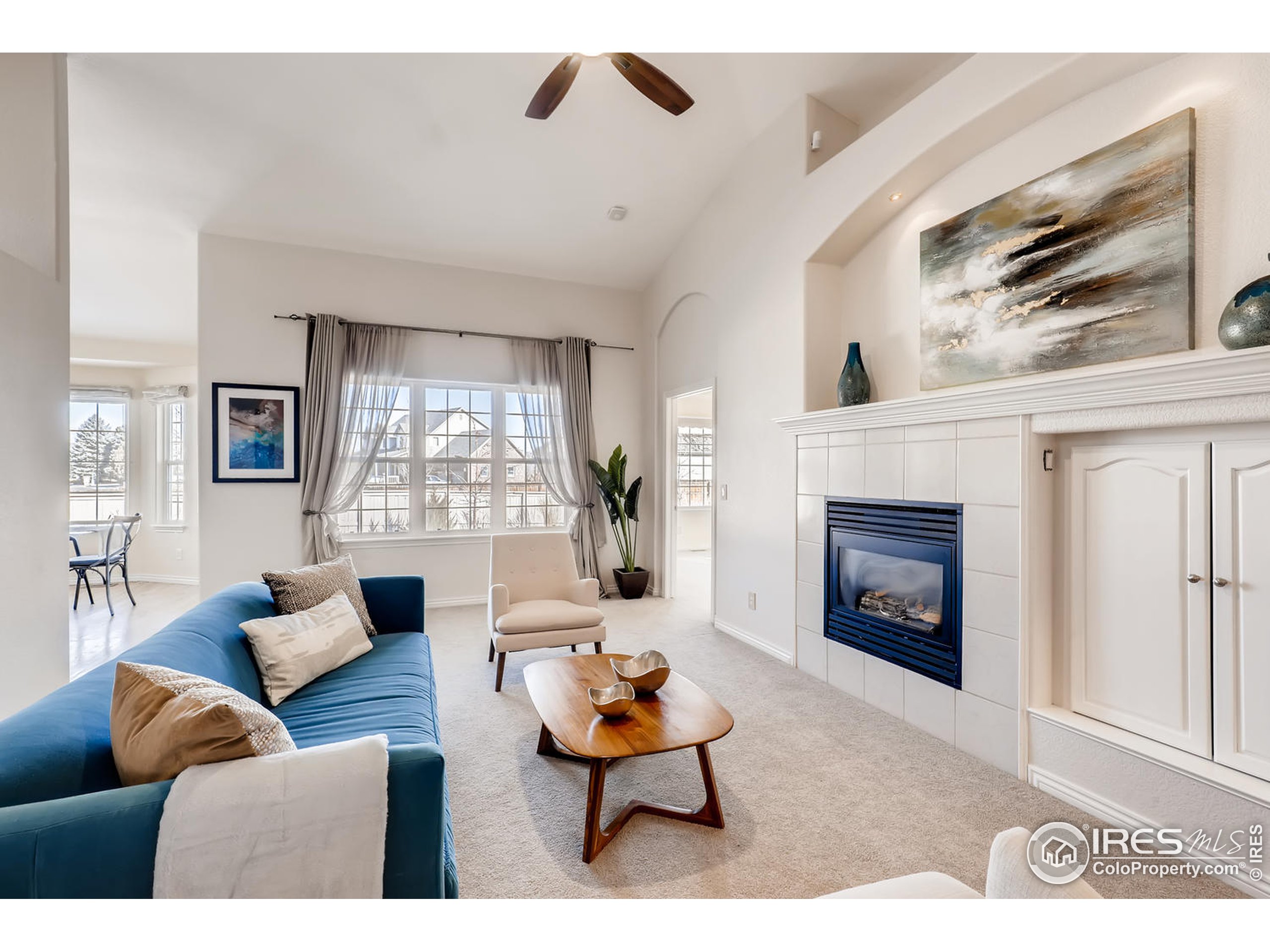 951 Champion Circle Longmont, CO 80503 - Photo 4 of 28