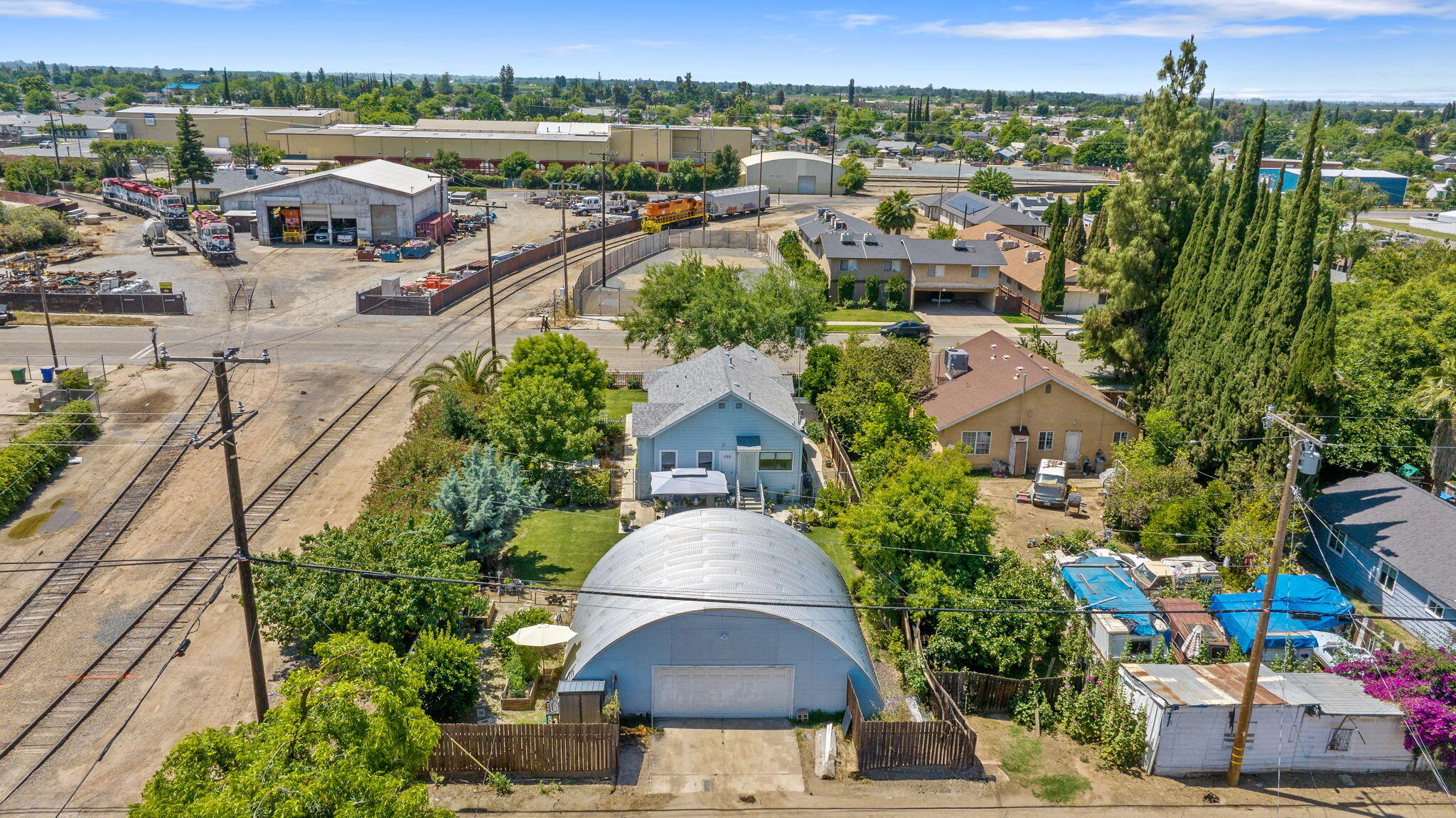 303 North E Street Exeter, CA 93221 - Photo 41 of 44