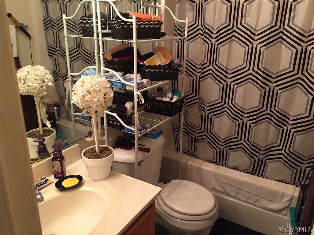 5803 Swanson Road Richmond, VA 23225 - Photo 13 of 18 MASTER BATHROOM
