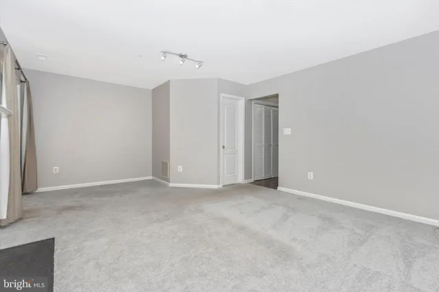an empty room with an entryway