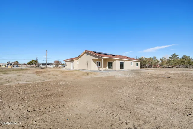 $649,999 | 10824 Avenue S E Littlerock Ca East, Littlerock, CA 93543