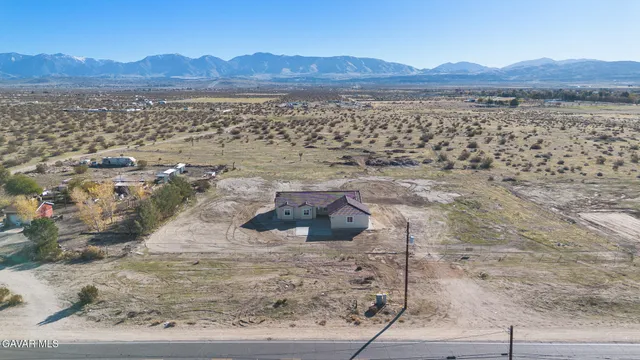 $649,999 | 10824 Avenue S E Littlerock Ca East, Littlerock, CA 93543