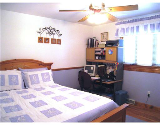 2216 Harmain Road Churchill, PA 15235 - Photo 11 of 18 Bedroom. 3