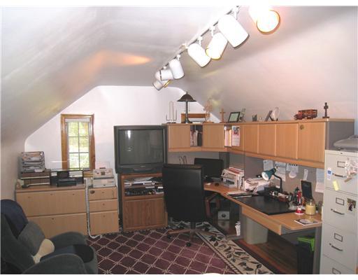 2216 Harmain Road Churchill, PA 15235 - Photo 12 of 18 Bedroom. 4